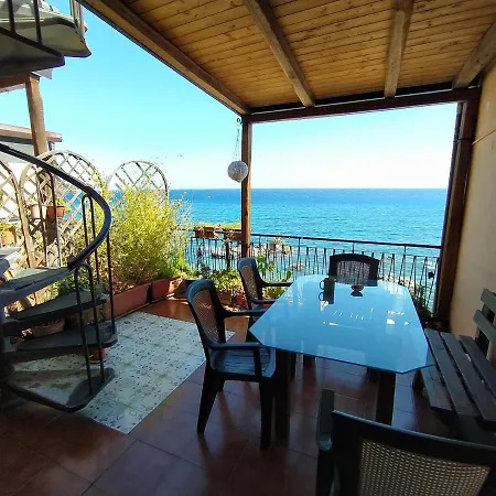 Teocle * Giardini-Naxos