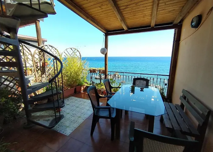 Teocle * ジャルディーニ・ナクソス